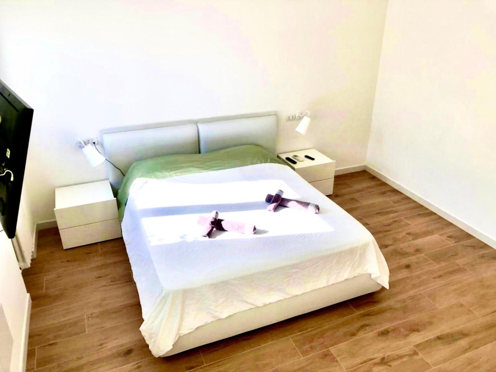 Stanza E Bagno Privato, Idromassaggio Con Extra Fee, In Appartamento Ferrara Ngoại thất bức ảnh